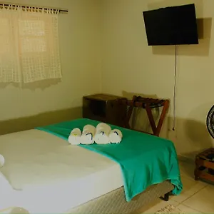 2* Alojamento de Acomodação e Pequeno-almoço Casa Dos Açores Cama E Café